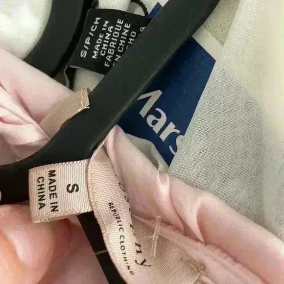 PHILOSOPHY- Pink Satin Smocked Blouse Sz Small New with tags - Picture 8 of 10